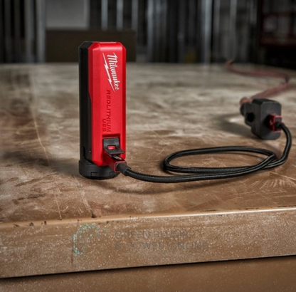 Milwaukee USB Rechargeable Power Source  & Charger With 3.0ah L4 Battery