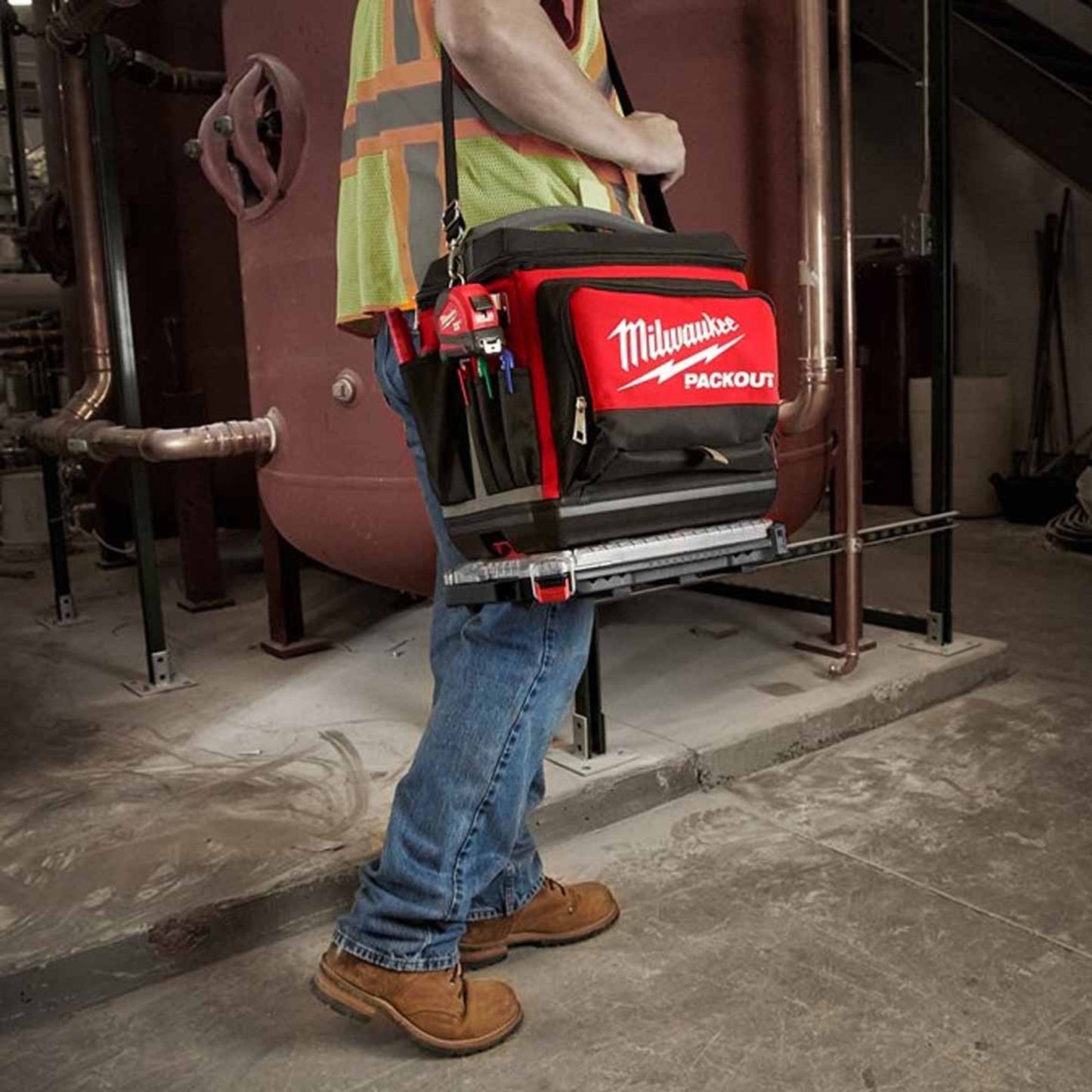 Milwaukee 4932471132 PACKOUT Jobsite Cooler Bag 380 x 240 x 330mm 20Ltrs